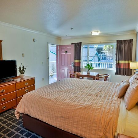 Creekside Inn & Suites Willits Luaran gambar