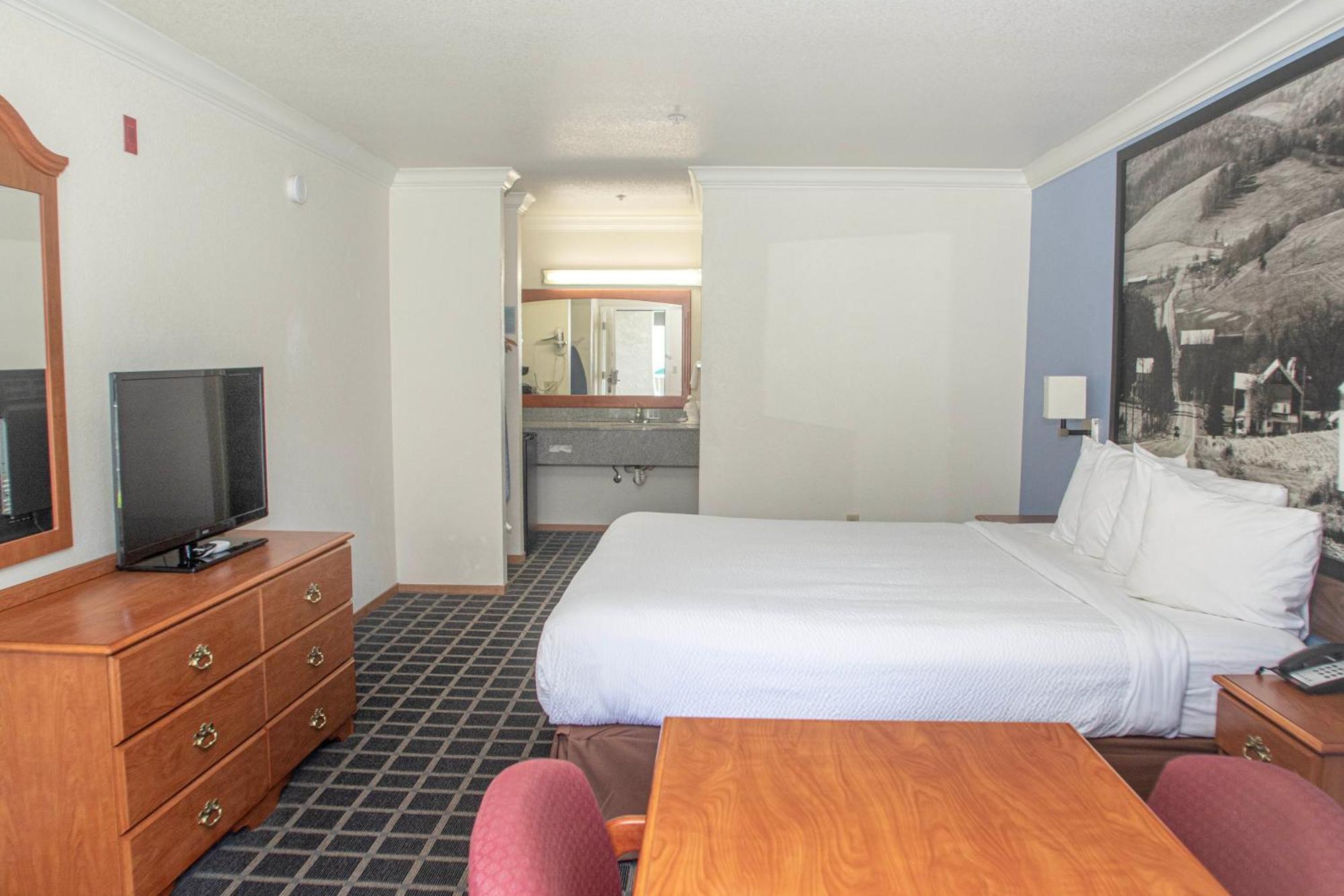 Creekside Inn & Suites Willits Luaran gambar