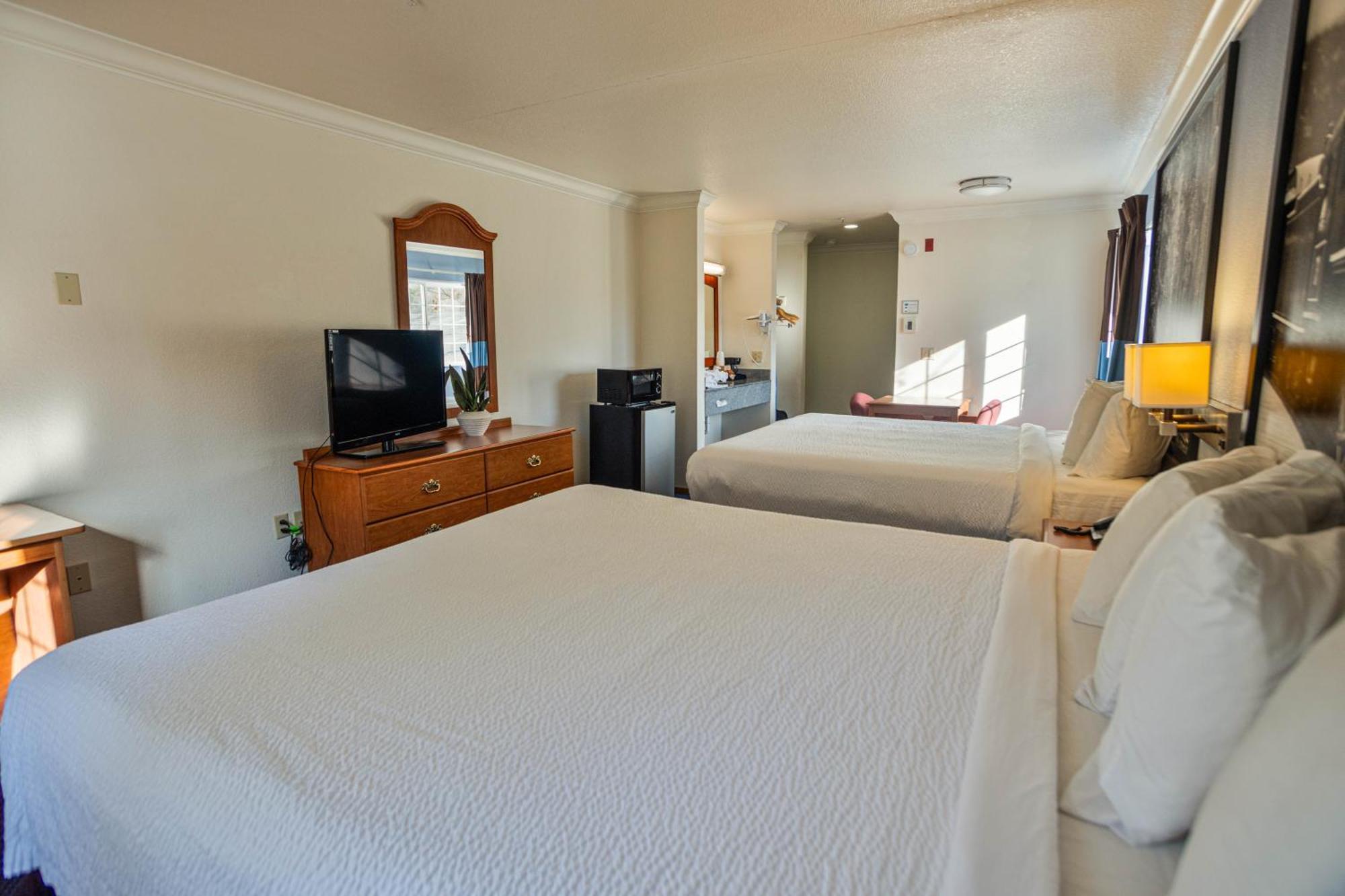Creekside Inn & Suites Willits Luaran gambar
